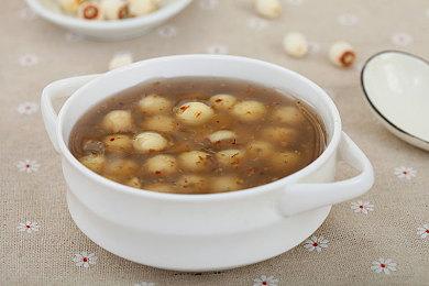 维持风格 《重返德军总部》路径追踪MOD新截图